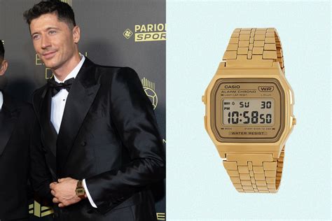 robert lewandowski casio watch.